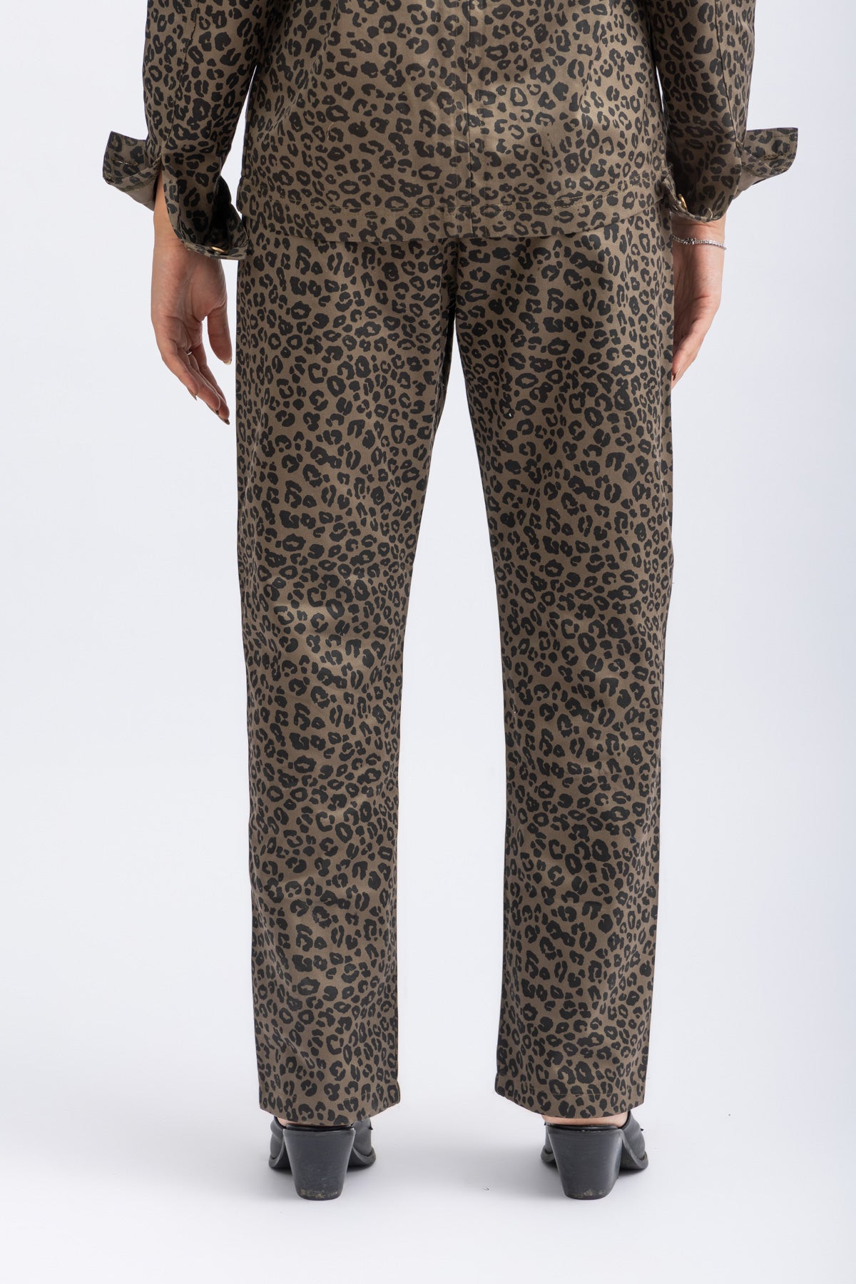 brown animal print pants