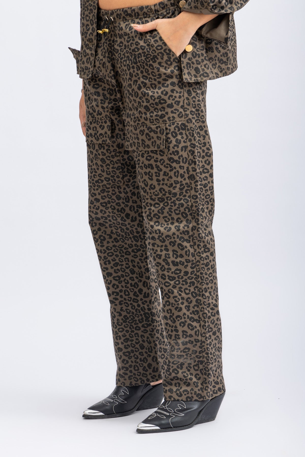 brown animal print pants