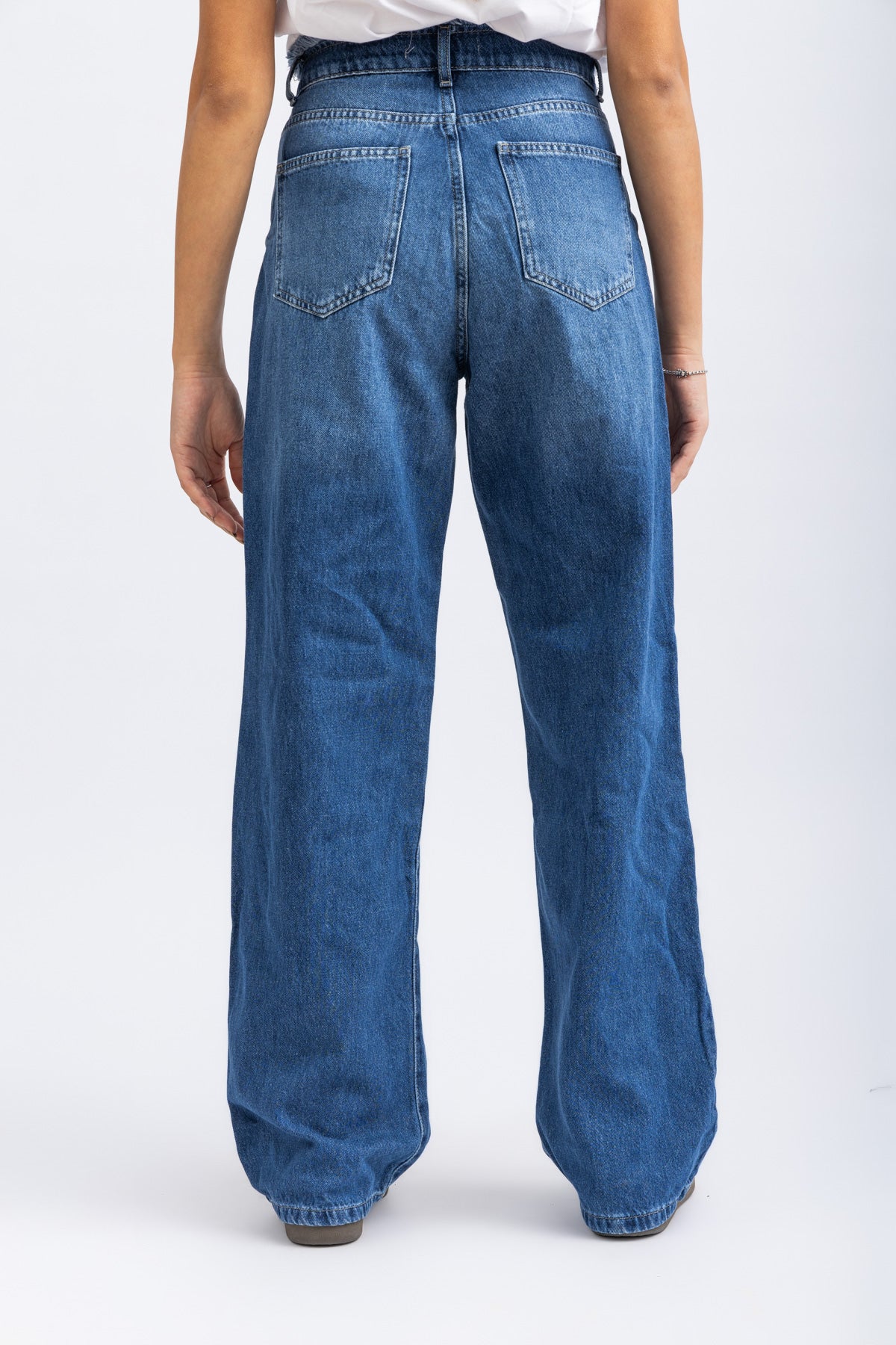 denim belted pants